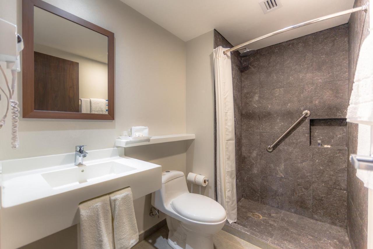Sleep Inn Guadalajara Galerias Ciudad Granja ภายนอก รูปภาพ
