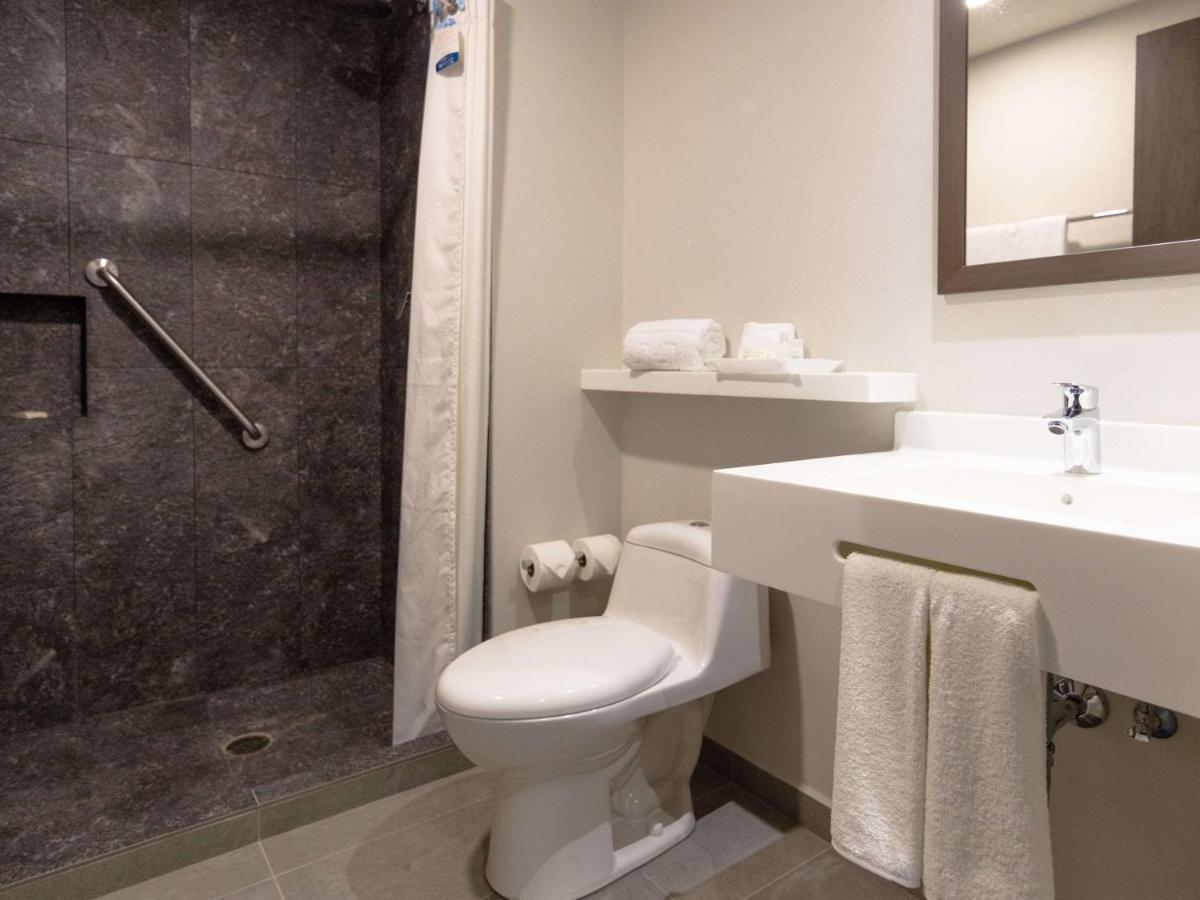 Sleep Inn Guadalajara Galerias ภายนอก รูปภาพ